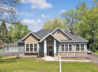 1S551 Marshall Rd, Oakbrook Terrace, IL 60181