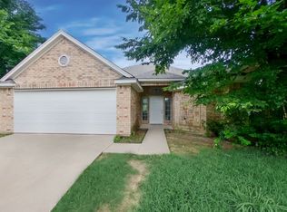 5100 Oak Gate Ct, Arlington, TX 76016