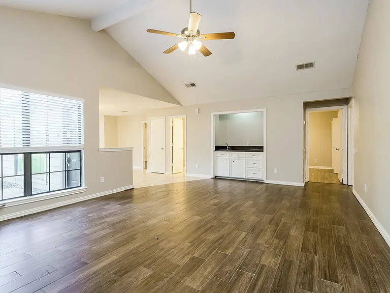 11631 Alcott Dr — Photo 5