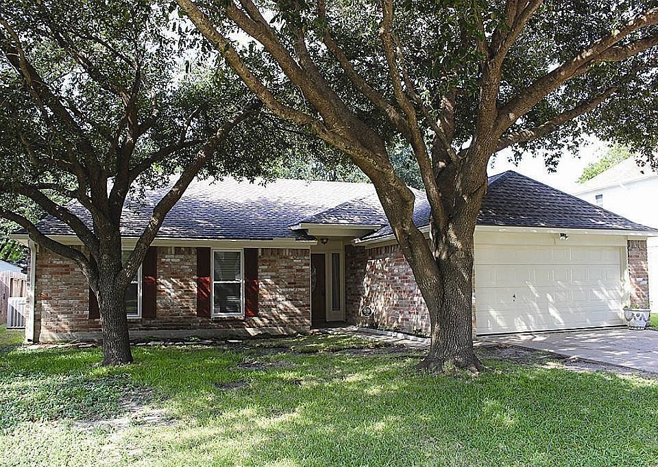 1st image of 12010 Osage Park Dr