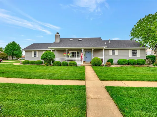 164 Old Farm Mid Ct, Bradley, IL 60915