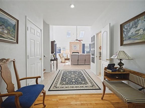 5th image of 5333 Weblin Farm Rd