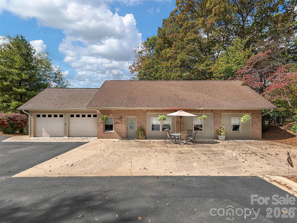 1st image of 355 Johnson Dr