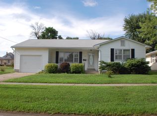 425 Madison Ave, Moberly, MO 65270