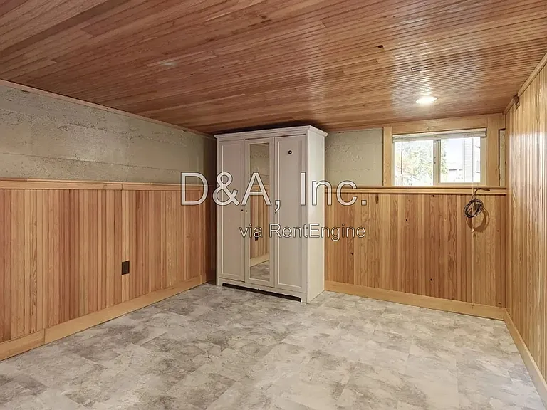 744 SW 14th St — Photo 19