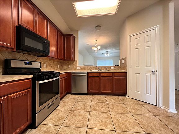 5th image of 21810 Dimmett Way