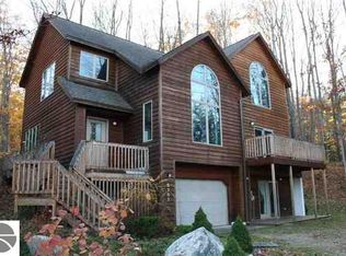 5787 Van Deman Pl, Benzonia, MI 49616