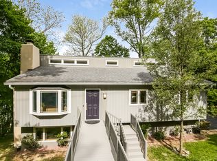 105 Mendham Ave, Hastings On Hudson, NY