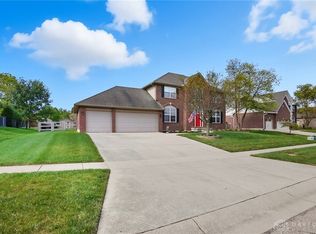 9279 Maxwells Xing, Centerville, OH 45458