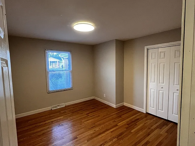2404 Wendy Way Dr — Photo 12