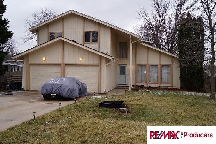 1st image of 15017 Fieldcrest Dr