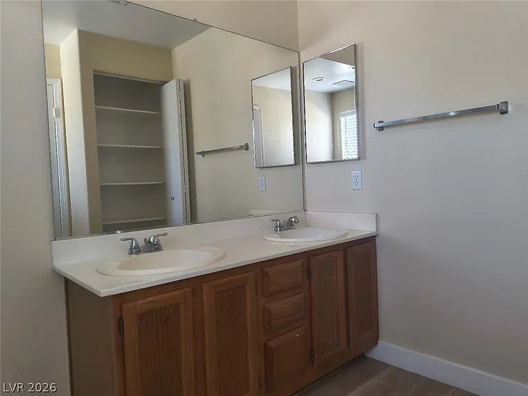 5323 Hanging Tree Ln — Photo 18