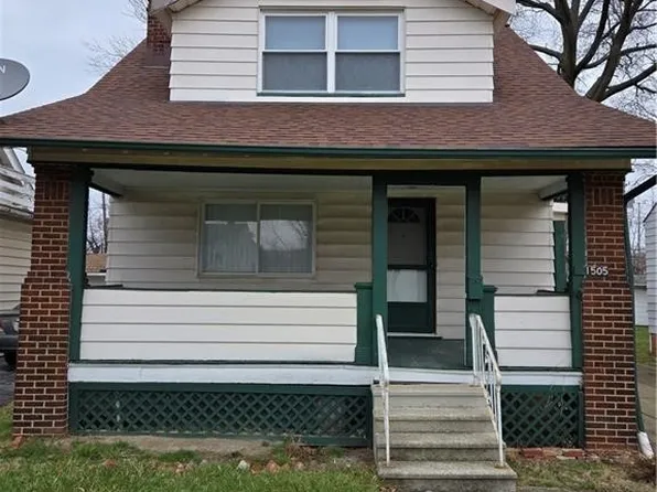 1505 E 196th St, Euclid, OH 44117