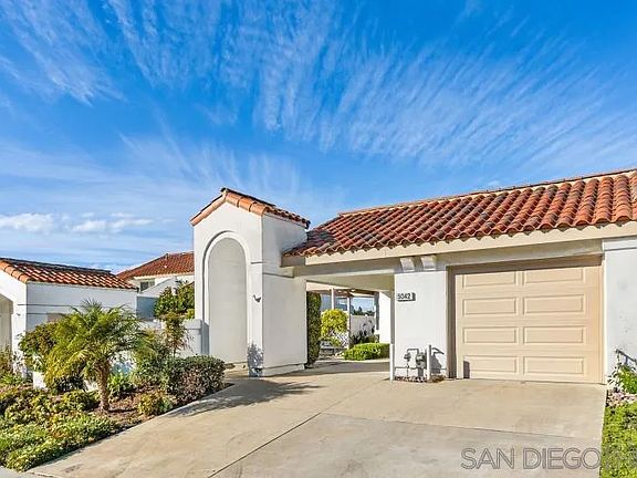 3rd image of 5042 Alicante Way