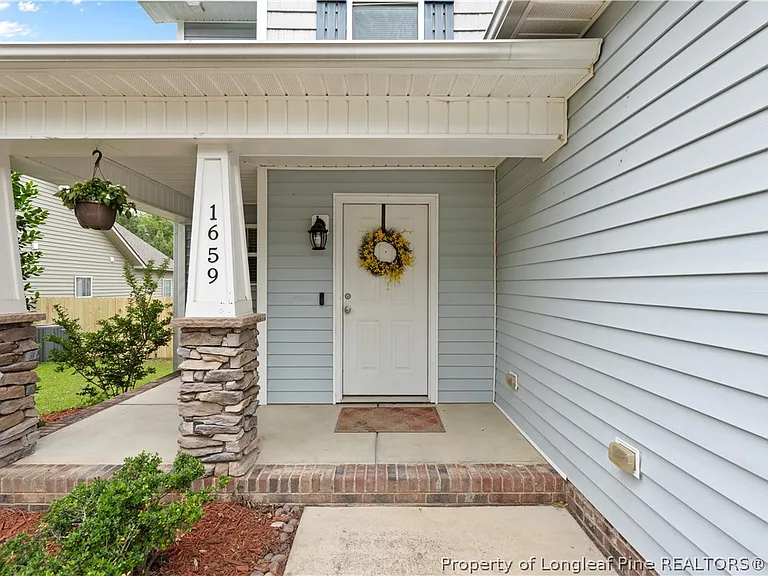 1659 Rock Creek Ln — Photo 4