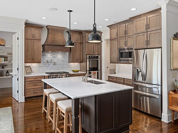 5th image of 4912 Buds Farm Ln