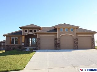 9415 S 71st Ave, Papillion, NE 68133