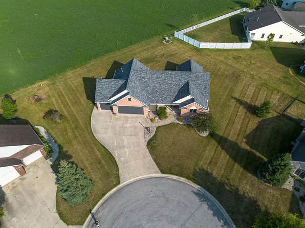 11627 Buckboard Ln, Harlan, IN 46743