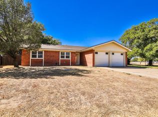810 Dover Ave, Lubbock, TX 79416