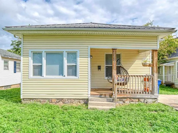 1512 W Iowa Ave, Chickasha, OK 73018