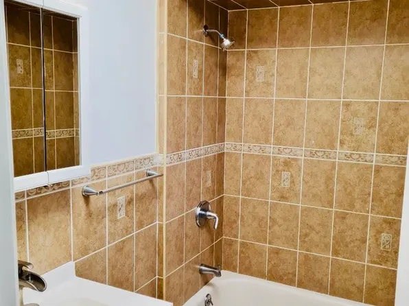 38 West 13th Street image 4 of 17