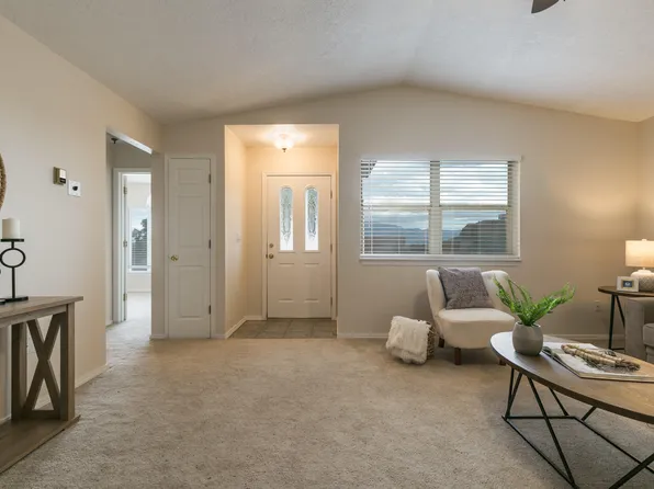 1365 Kraft Pl SE, Rio Rancho, NM 87124