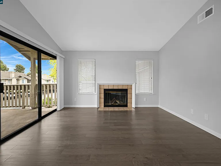 3659 Crow Canyon Rd — Photo 8