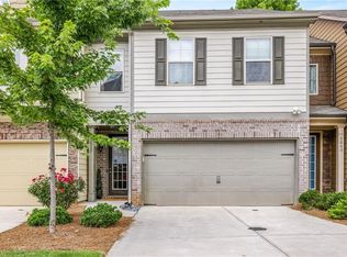 5850 Vinyard Ln, Cumming, GA 30041