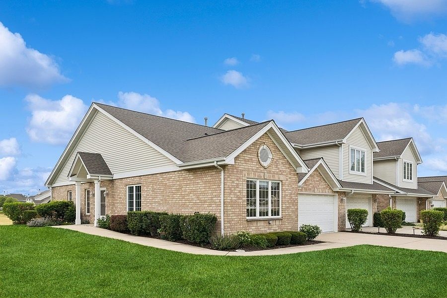 1st image of 11426 Foxwoods Dr