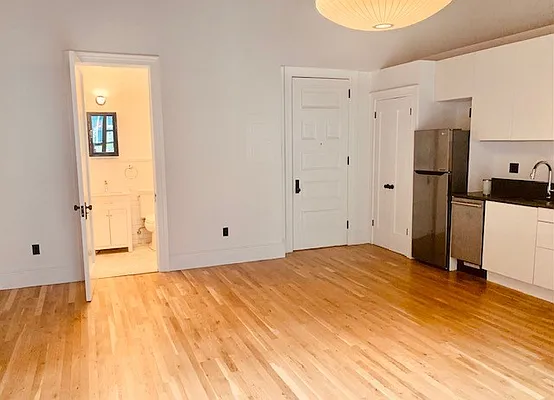 Rented by Veritas Property Management | media 13