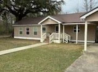 1210 N Holly St, Hammond, LA 70401