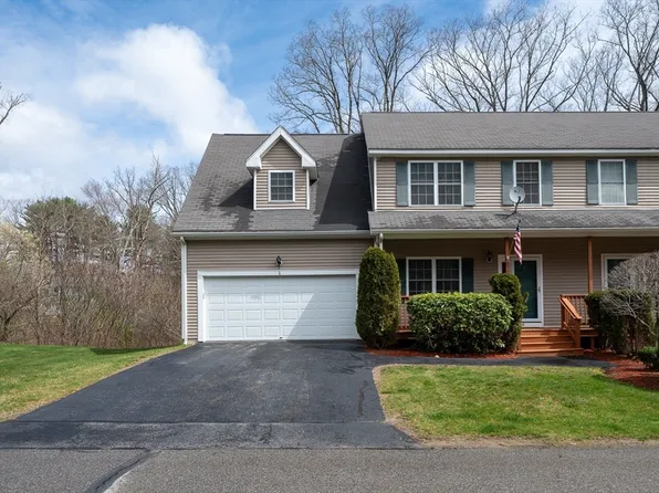 1 Oakes Cir Unit 1, Millbury, MA 01527