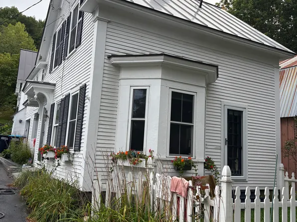 3 Ford St, Woodstock, VT 05091