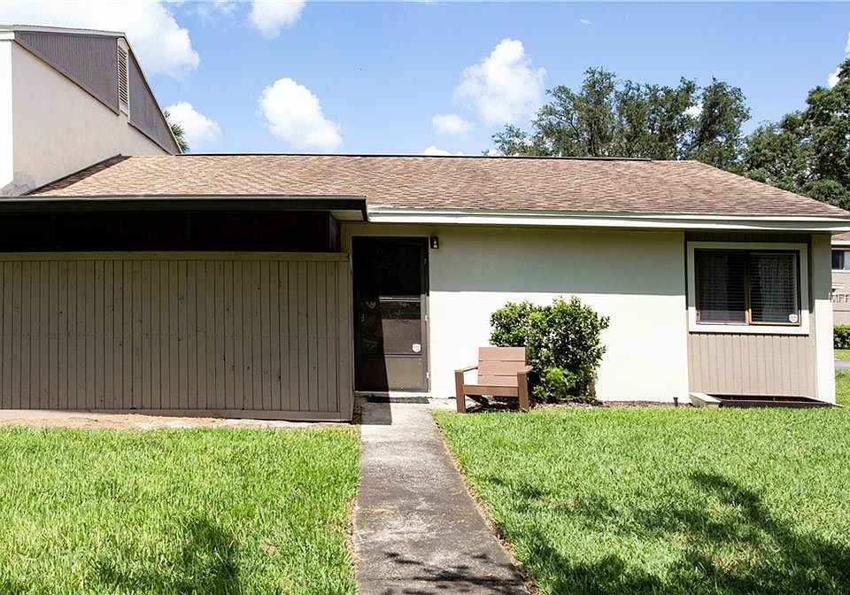 1st image of 7931 Pine Dr