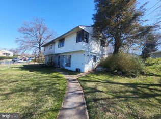 1911 Ray Leonard Rd, Landover, MD 20785