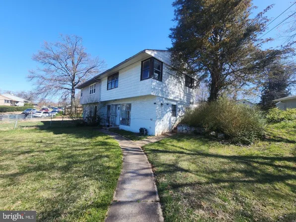 1911 Ray Leonard Rd, Landover, MD 20785