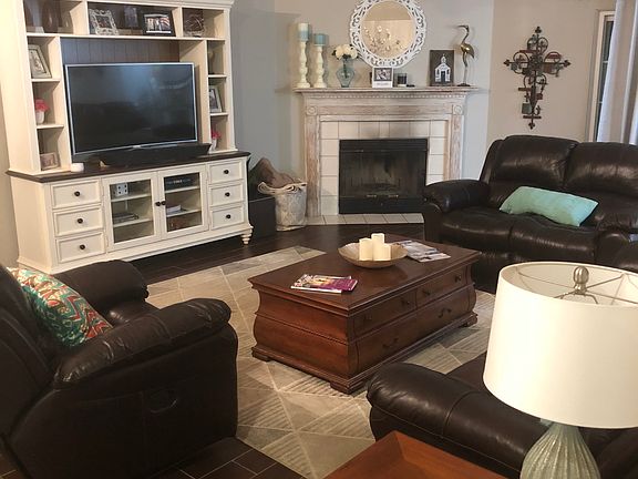 4th image of 1209 Tiffany Dr