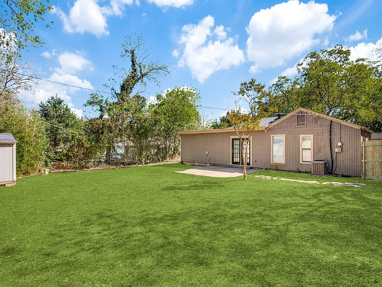 6470 Lindell Ave — Photo 18