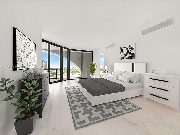 4th image of 1000 Biscayne Blvd #1601