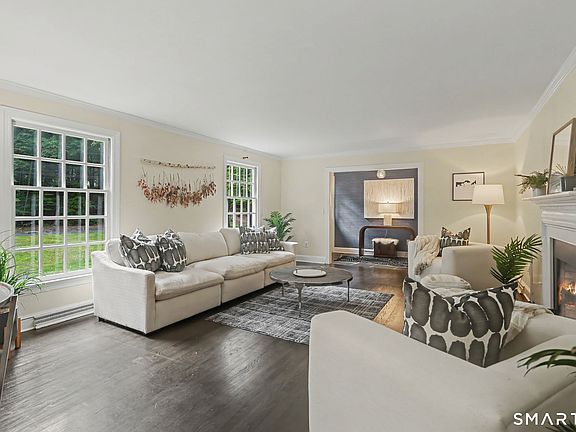 5th image of 96 Wyldewood Road