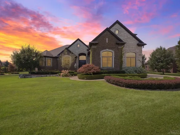 62573 Morningside Dr, Washington, MI 48094