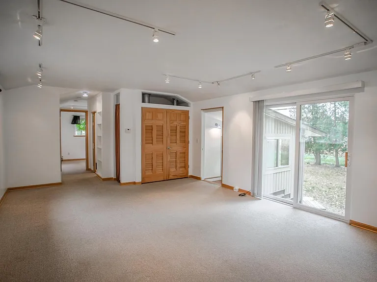 5411 N 225 W — Photo 18