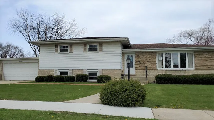 380 W Millers Rd photo 1