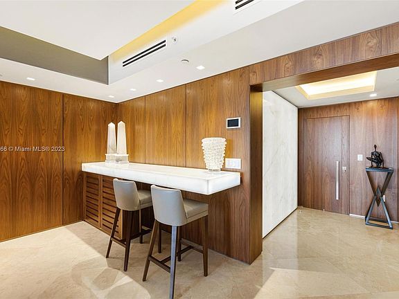 4th image of 17875 Collins Ave #2402
