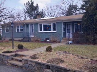 9 Remington Cir, Scituate, RI 02857
