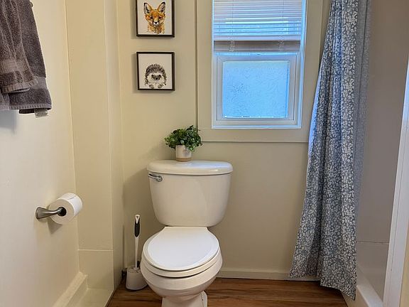 5th image of 71 N Winooski Ave #3