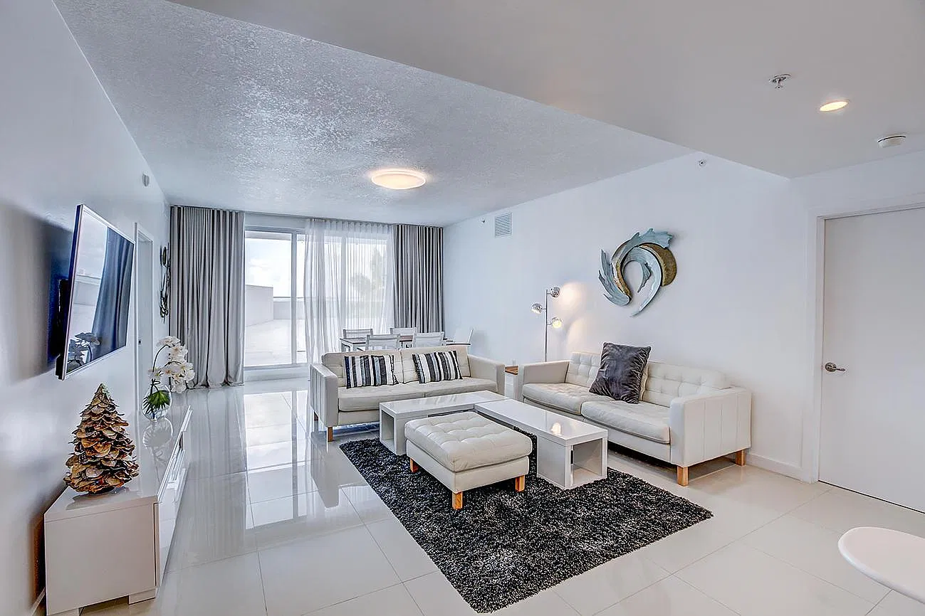 2 bed, 1500 sqft, $5,200 — Photo 2