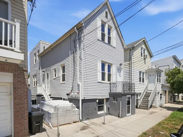 30 Edison St, Bloomfield Twp., NJ 07003