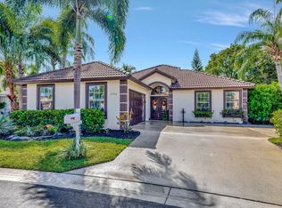 2734 Pointe Cir, Greenacres, FL 33413