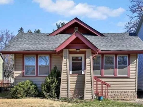 1707 Margaret St, Saint Paul, MN 55106